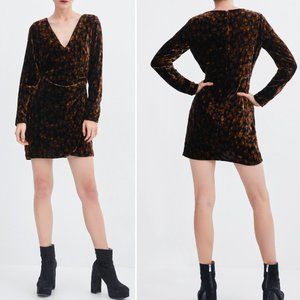 ZARA LEOPARD V NECK LONG SLEEVE VELVET MINI DRESS